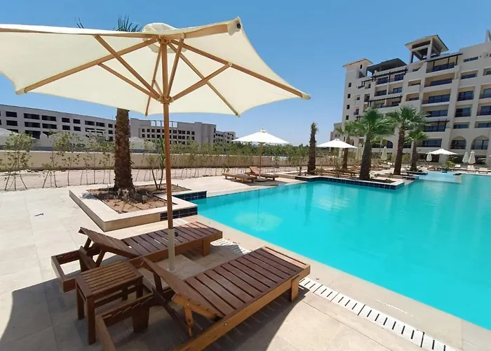 3316- Awesome Garden View In Al Dau Heights شقة الغردقة